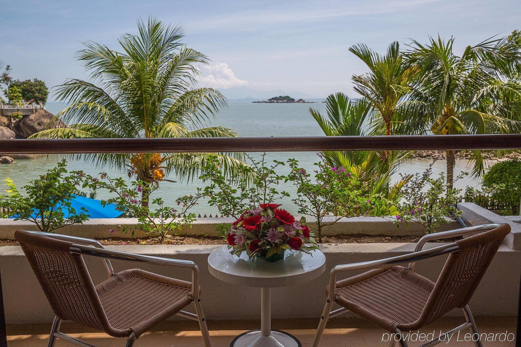 M Social Resort Penang Tanjung Bungah  Habitación foto